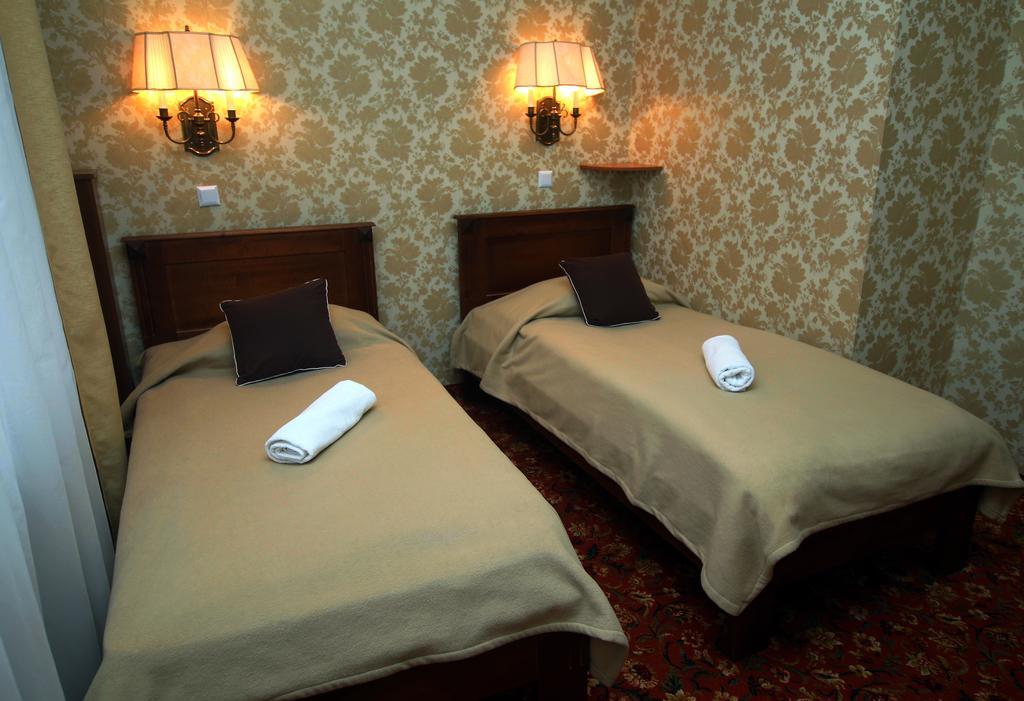 Hotel פלוק מראה חיצוני תמונה