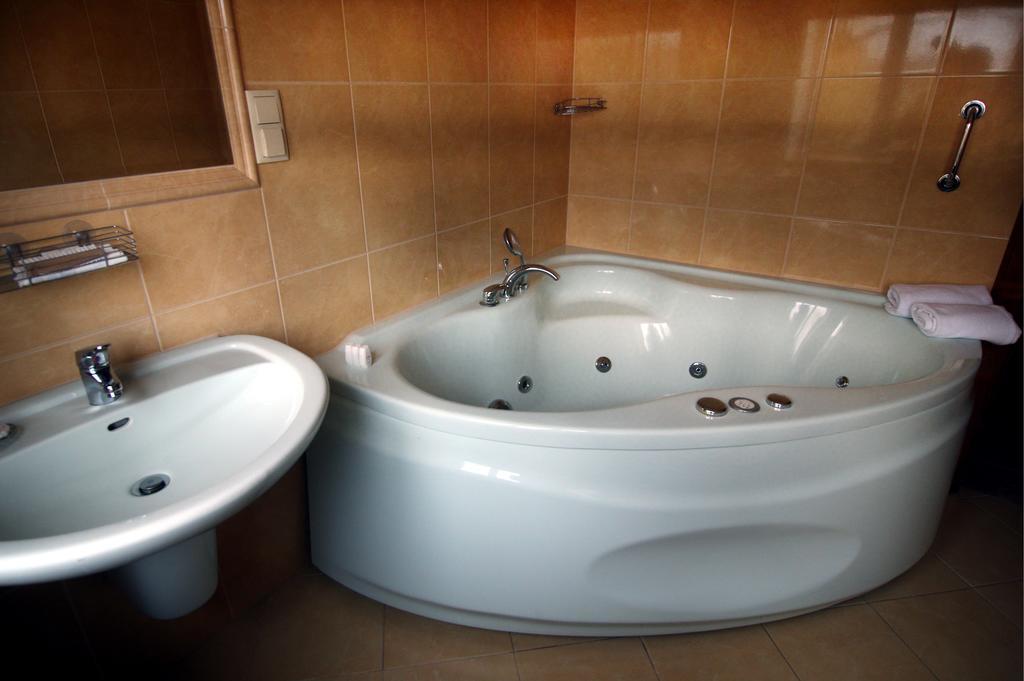 Hotel פלוק מראה חיצוני תמונה