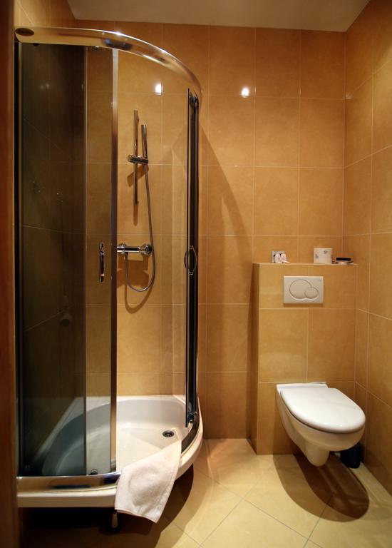 Hotel פלוק מראה חיצוני תמונה