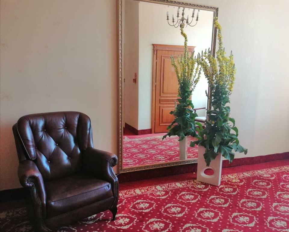 Hotel פלוק מראה חיצוני תמונה